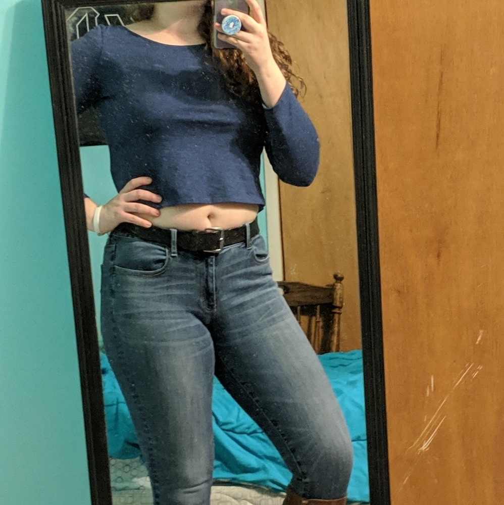 dELiA*s Crop Top